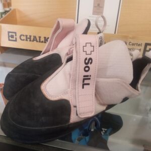 SoiLL Free Range LV Pink size 10 – Used