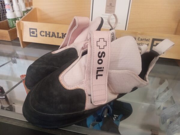 SoiLL Free Range LV Pink size 10 – Used