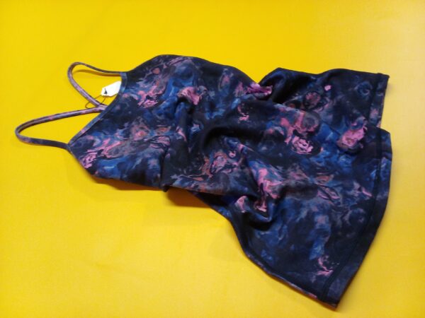 Lululemon Yoga Sports Top size xsmall - Image 2