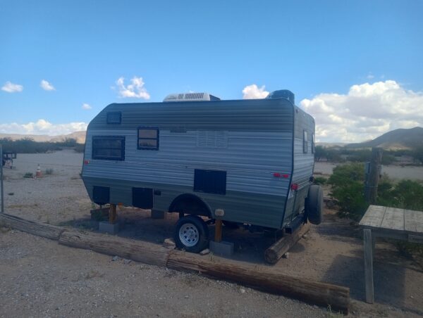 HUECO TANKS Camper