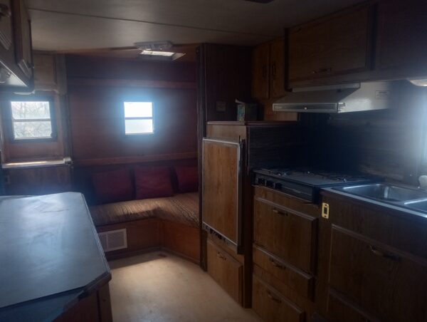 HUECO TANKS Camper - Image 4